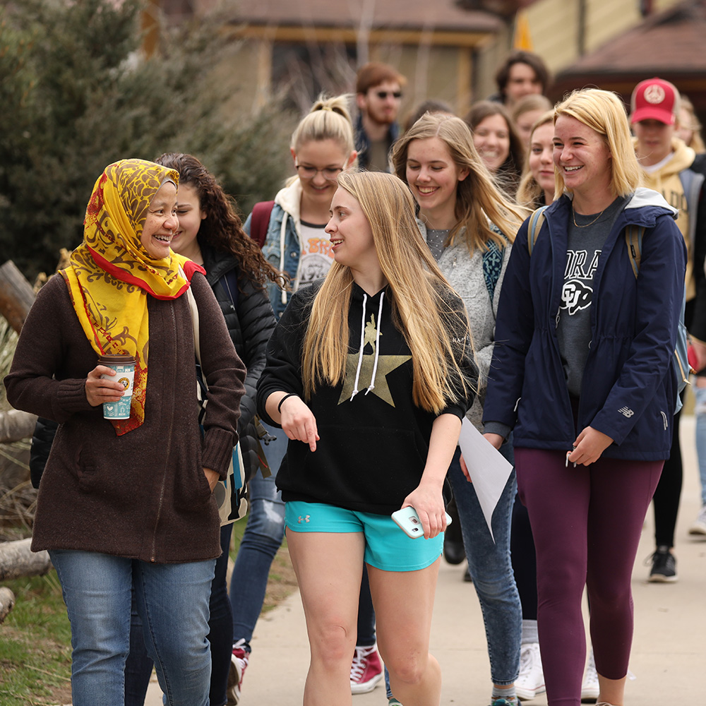 Students in the honors programs going on a field trip.