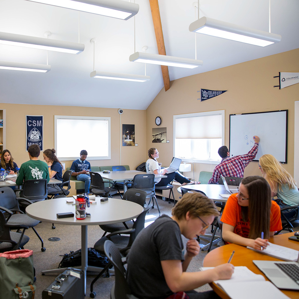 Students studying together at CASA